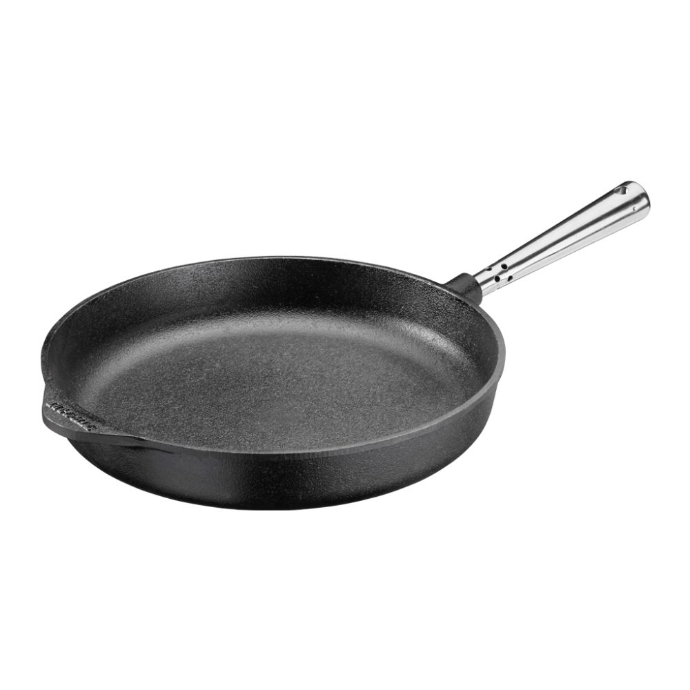 Traktörpanna i gjutjärn från Skeppshult Professional med stålhandtag på 28 cm.